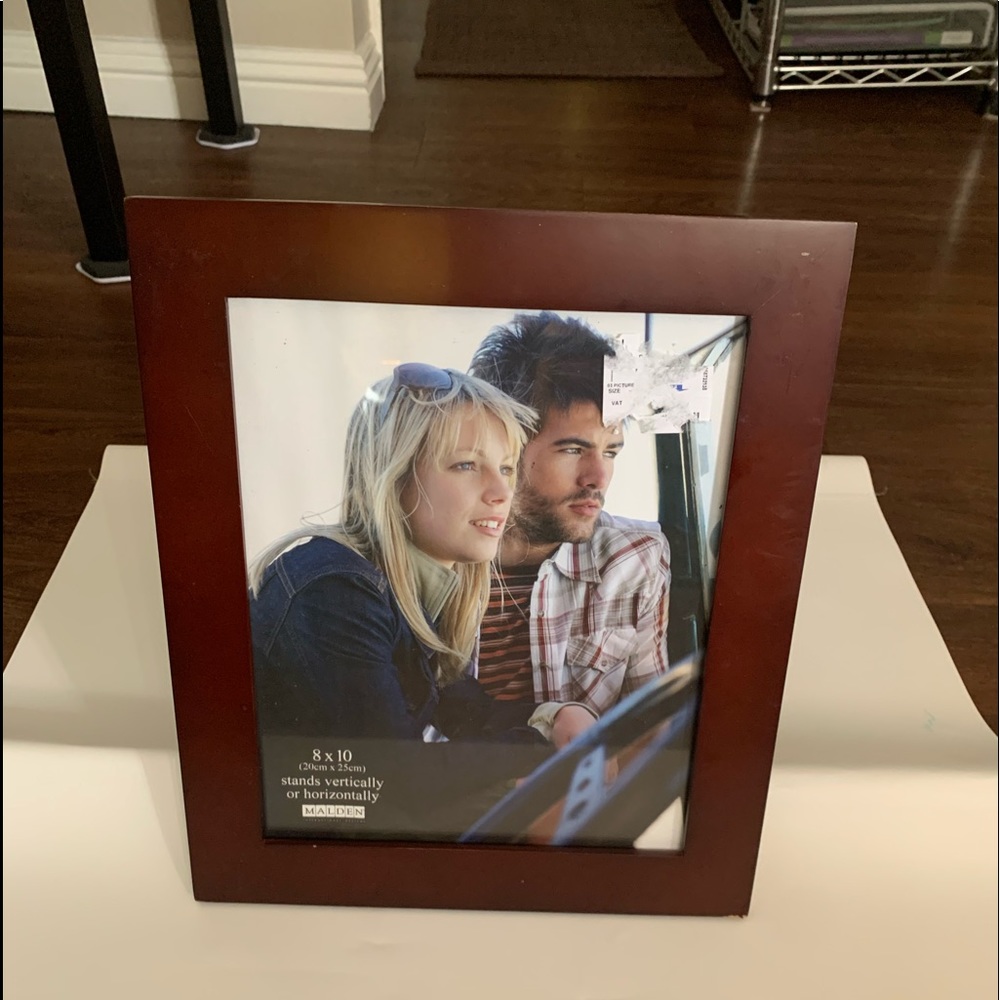 8” X 10” Stands Vertically or Horizontally Malden Wood Classic Collection Frames